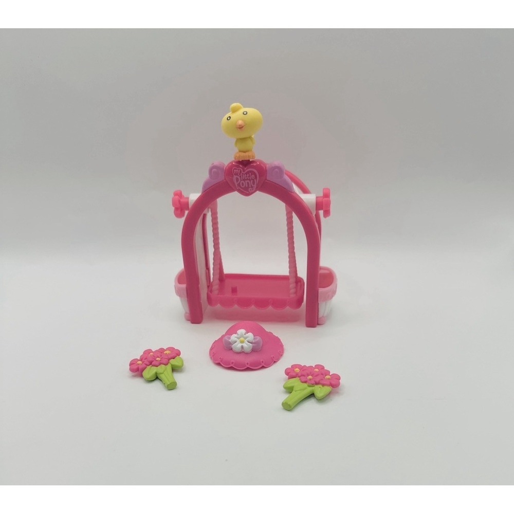 My Little Pony G3 Ponyville Swinging Along Playset Sunny Daze 2006 Hasbro MLP